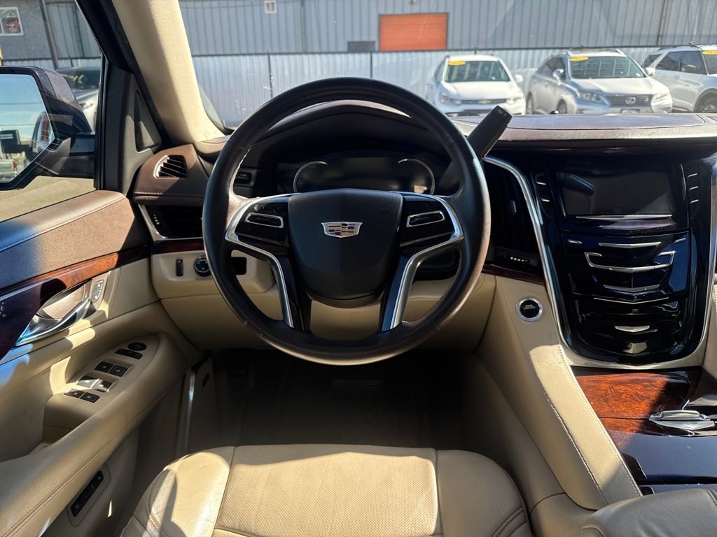 Used 2016 Cadillac Escalade ESV Luxury RWD image 13