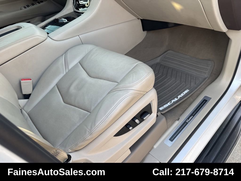 Used 2016 Cadillac Escalade Luxury image 85