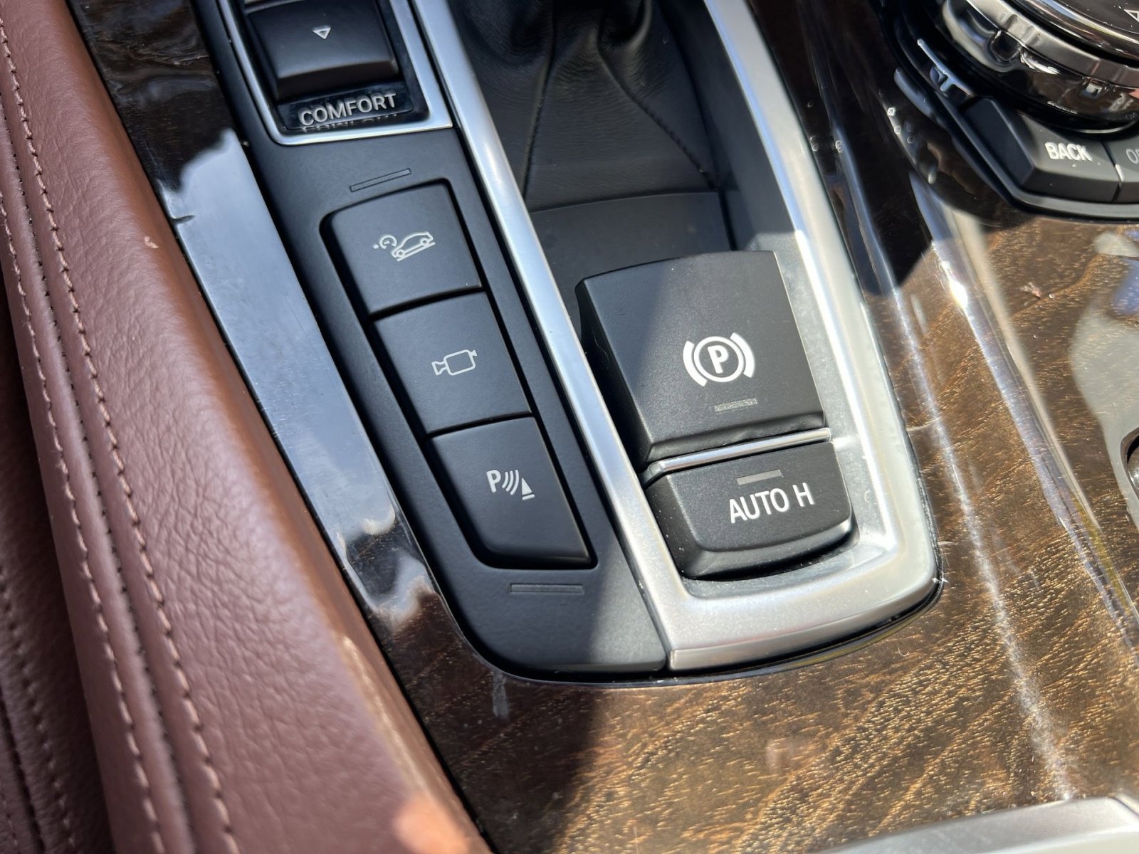 Used 2014 BMW 550i xDrive Sedan image 31