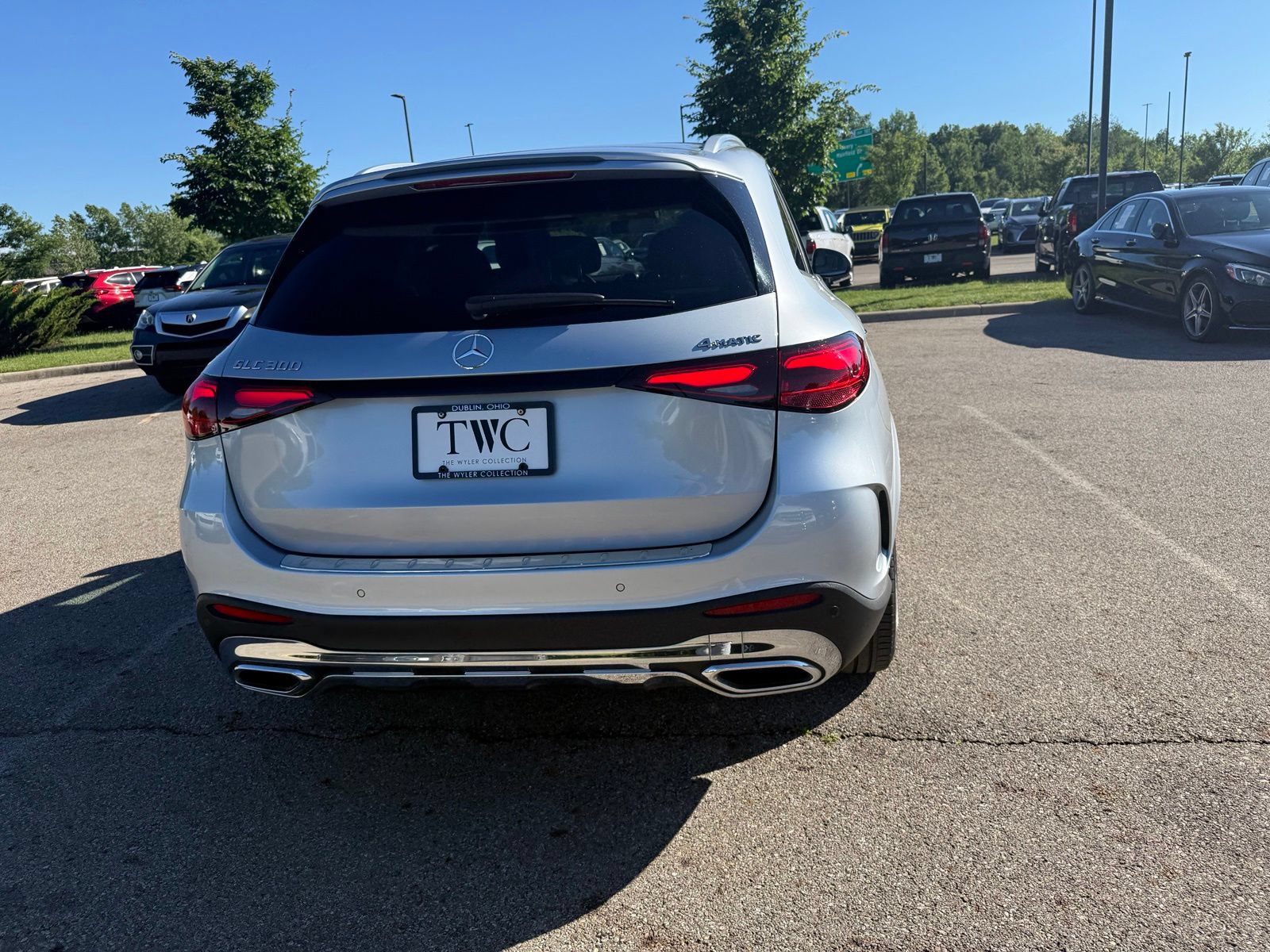 Used 2024 Mercedes-Benz GLC 300 4MATIC image 6