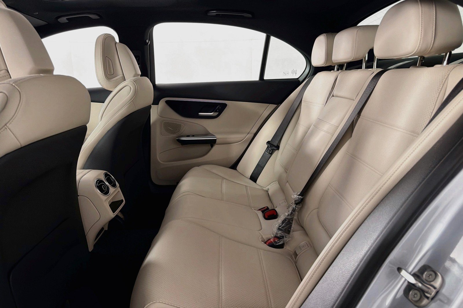 New 2026 Mercedes-Benz C 300 Sedan image 7