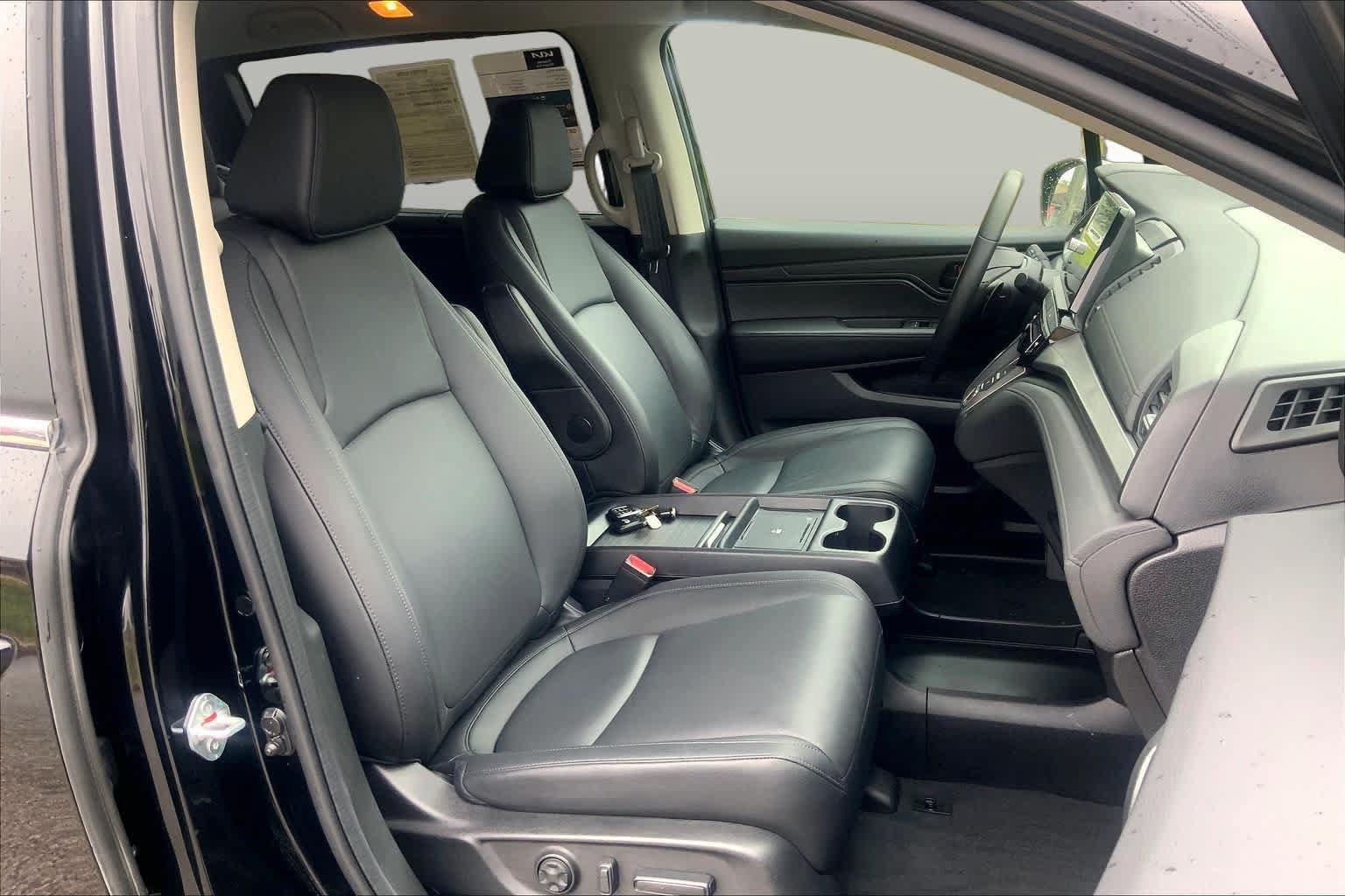 Used 2026 Honda Odyssey EX-L image 9