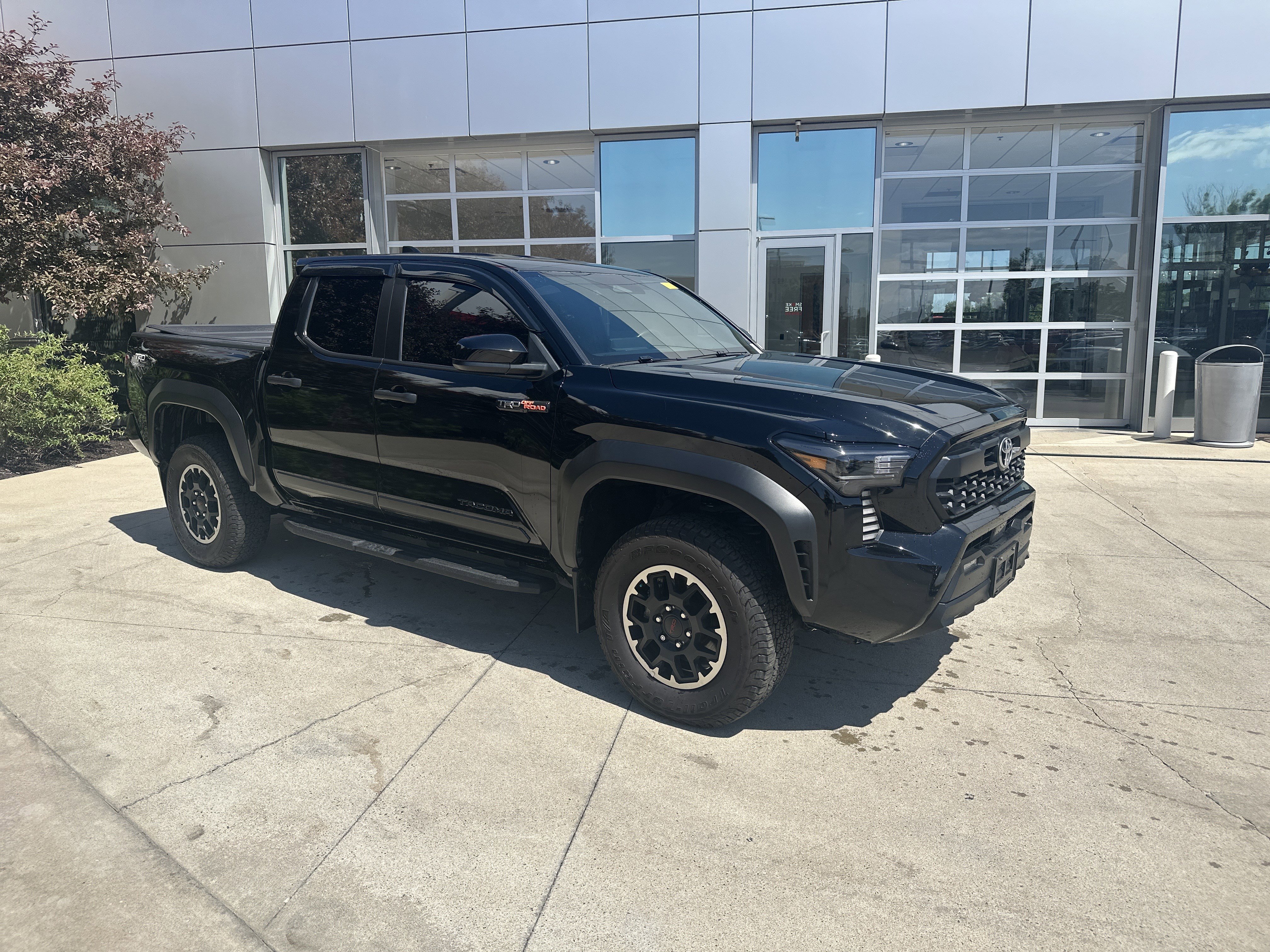 Used 2024 Toyota Tacoma TRD Off-Road AWD/4WD image 2