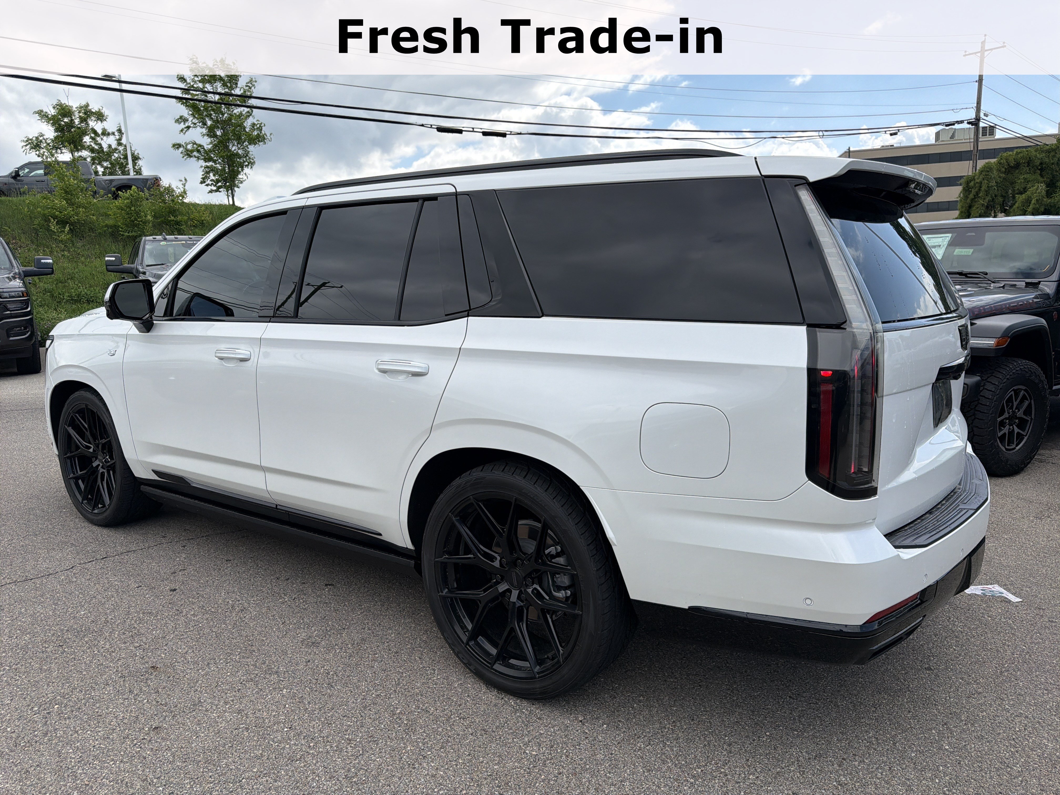 Used 2025 Cadillac Escalade Sport w/ Touring Package AWD/4WD image 9