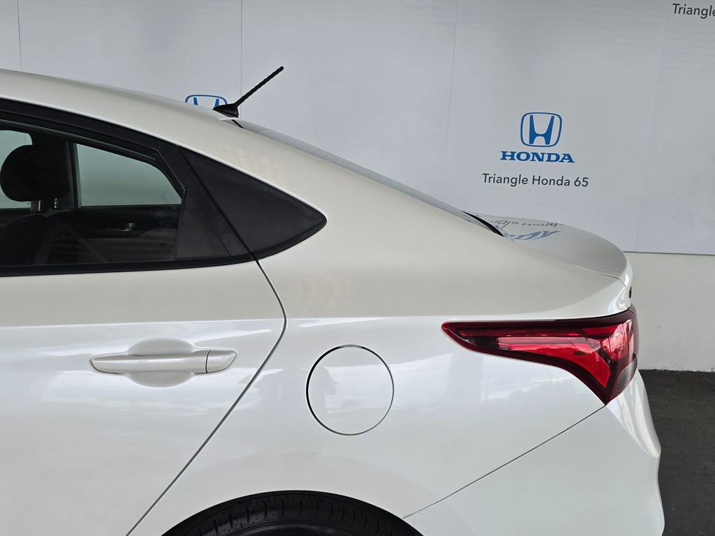 Used 2020 Hyundai Accent SE image 34