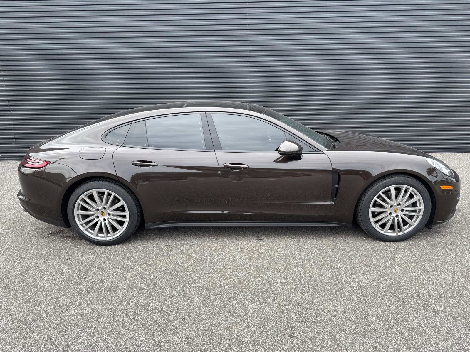 Certified 2018 Porsche Panamera 4S image 8
