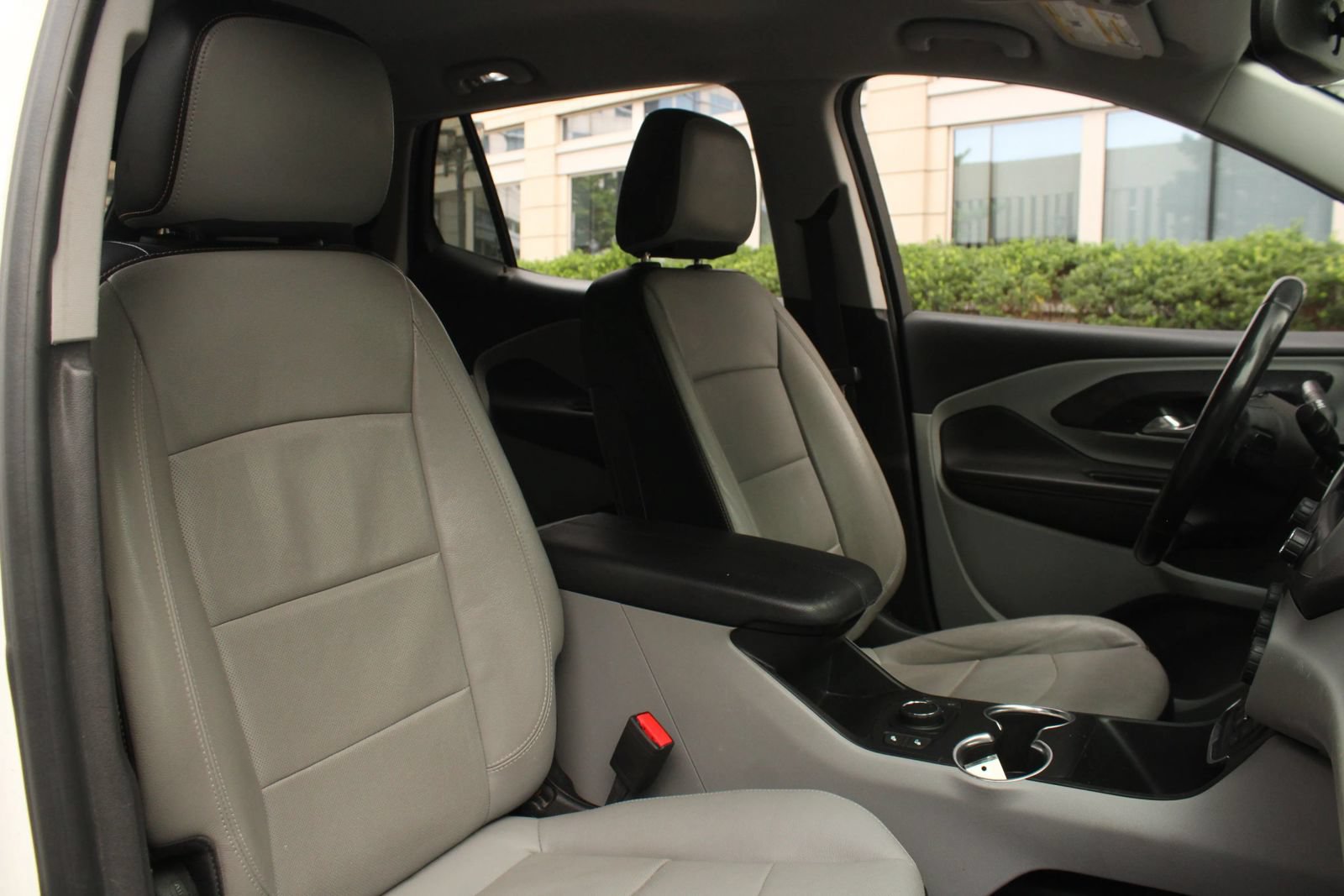 Used 2020 GMC Terrain SLT FWD image 28