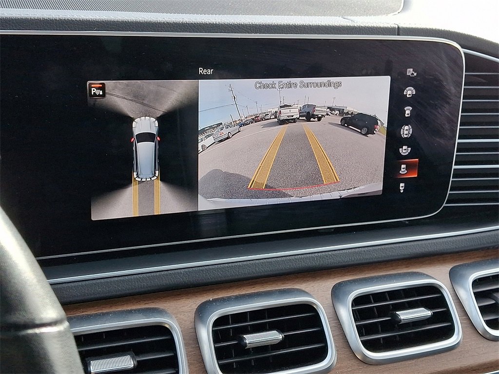 Used 2022 Mercedes-Benz GLS 450 4MATIC image 5