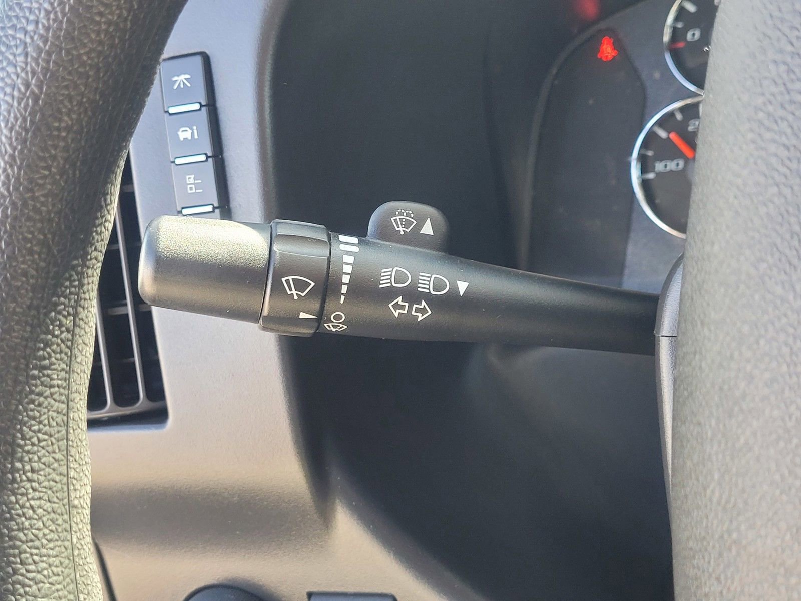 Used 2023 GMC Savana 2500 w/ Driver Convenience Package image 20