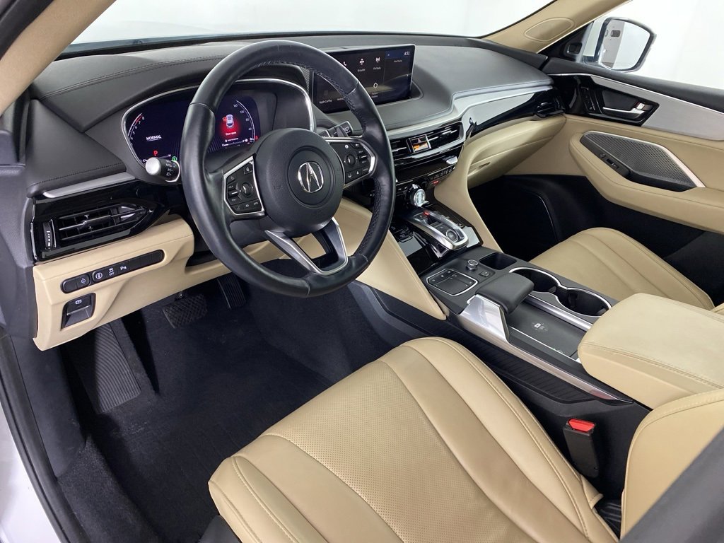 Used 2022 Acura MDX SH-AWD w/ Technology Package image 2