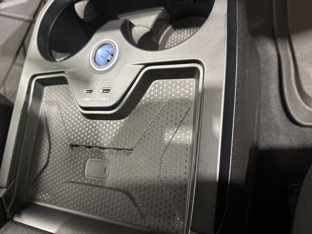 Used 2025 BMW iX xDrive50 w/ Sport Package image 39