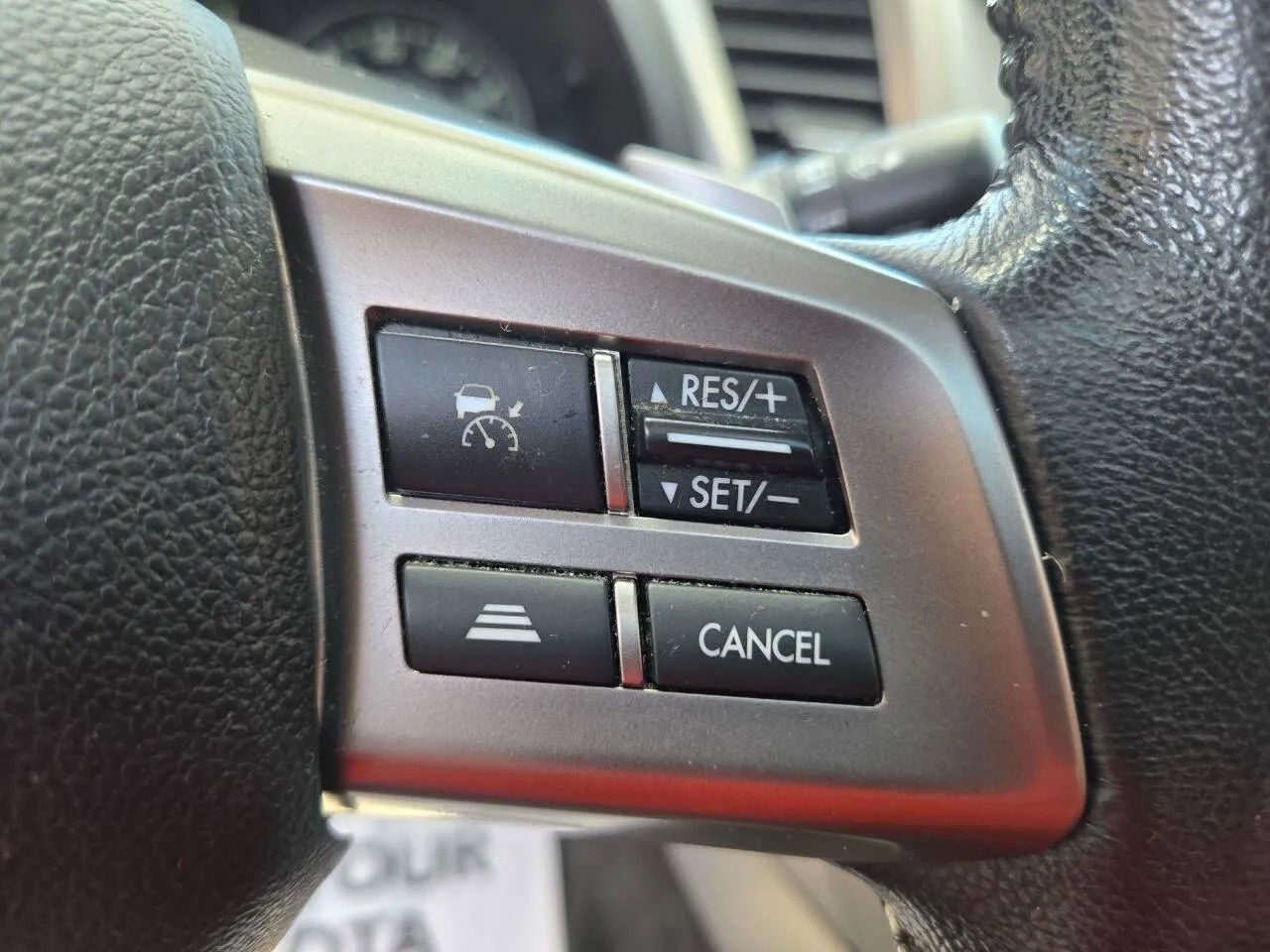 Used 2013 Subaru Outback 3.6R Limited image 23