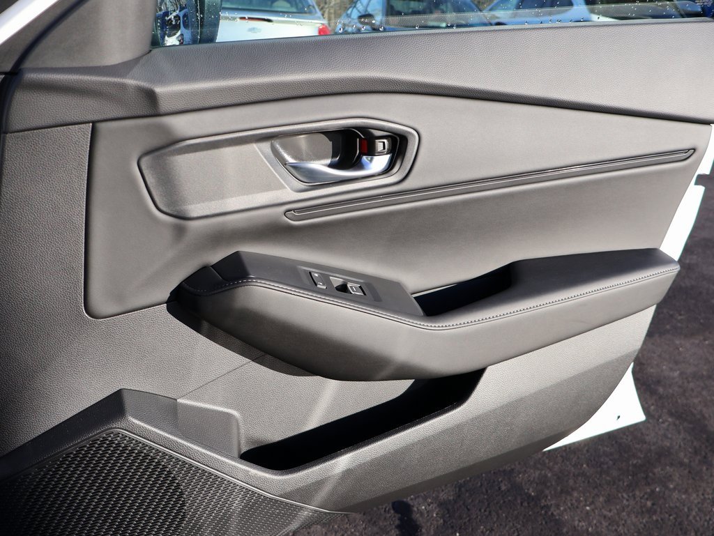 Certified 2025 Honda Accord Sport image 11