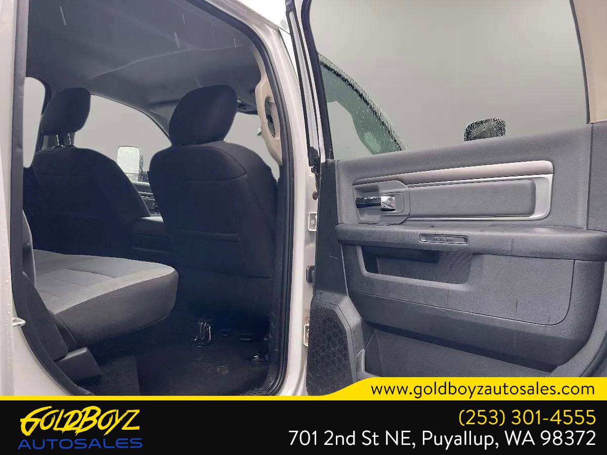 Used 2023 RAM 1500 Classic SLT w/ Trailer & Traction Group image 32