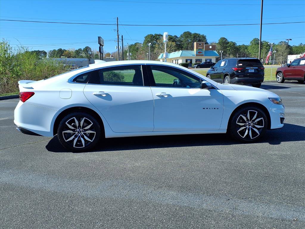 Used 2023 Chevrolet Malibu RS image 18