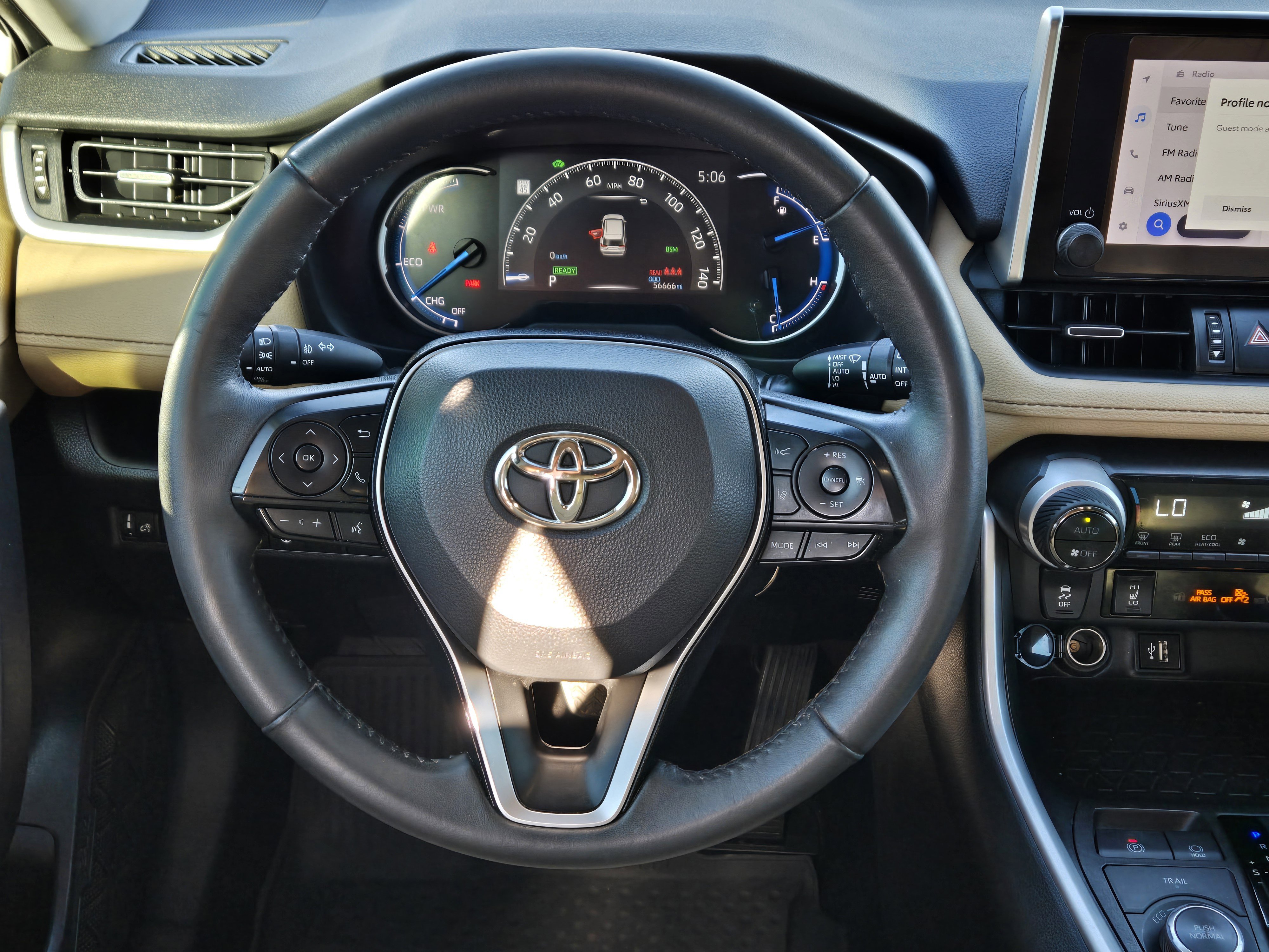 Used 2023 Toyota RAV4 XLE Premium image 20