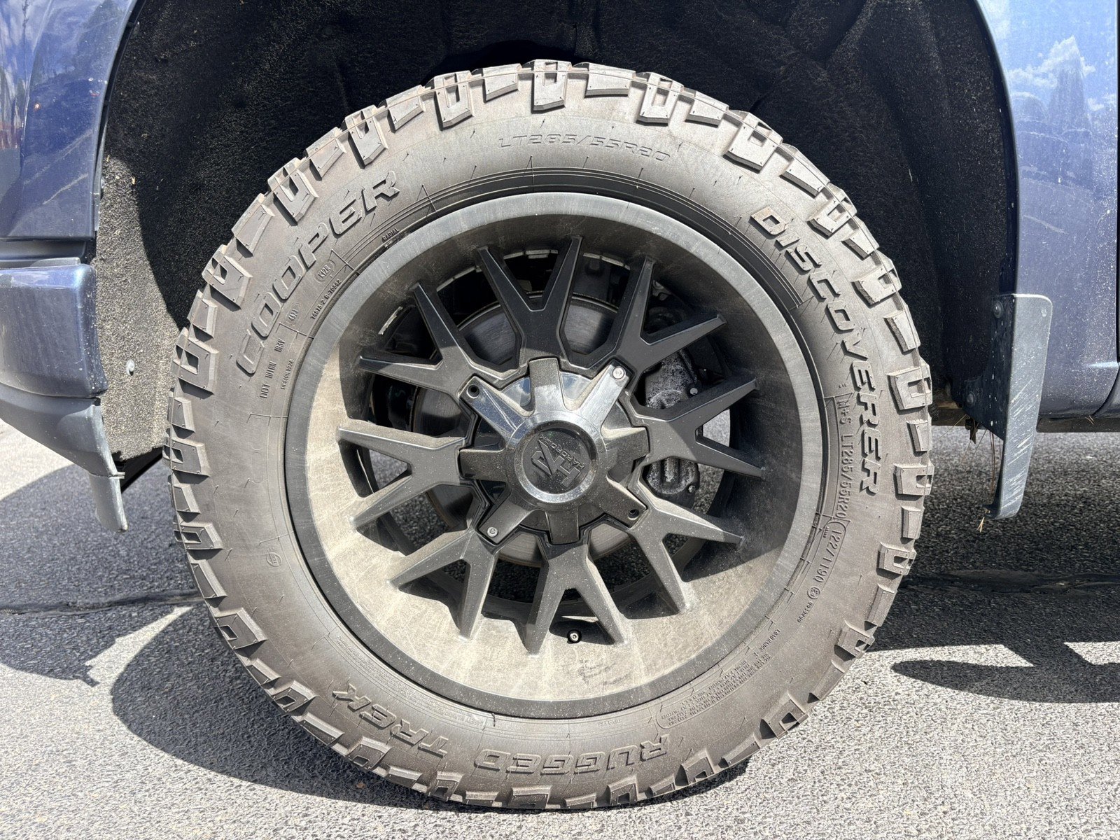 Used 2020 Chevrolet Silverado 1500 RST AWD/4WD image 9