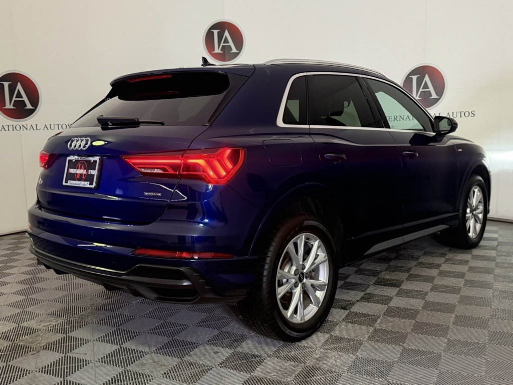 Used 2022 Audi Q3 2.0T Premium image 3