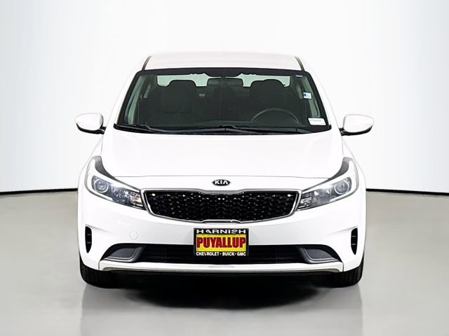 Used 2017 Kia Forte LX image 2