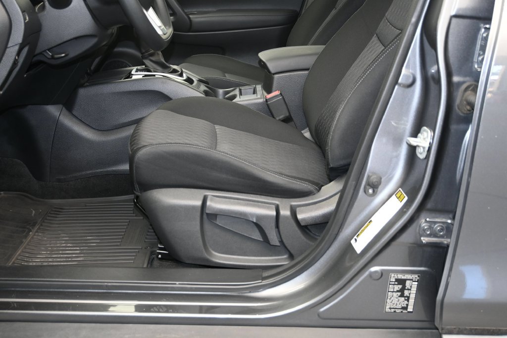 Used 2018 Nissan Rogue S FWD image 20