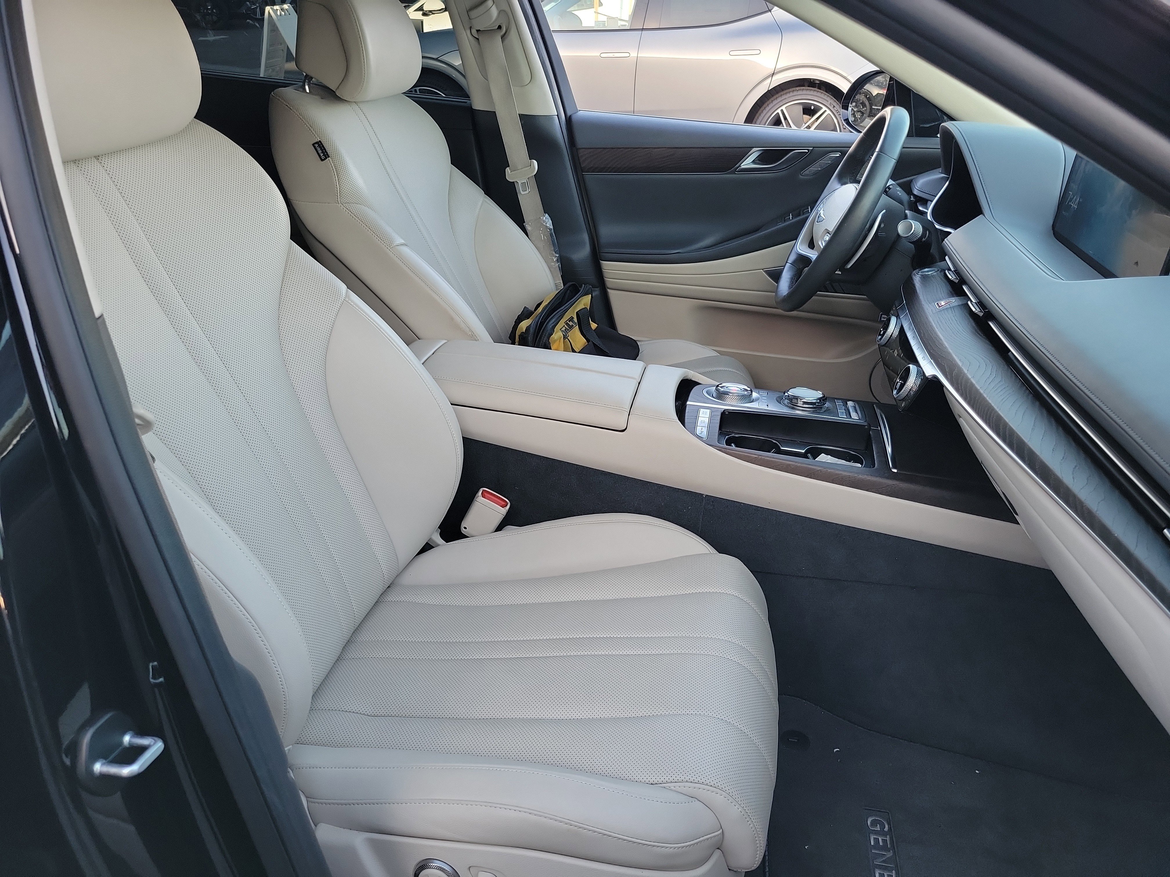 Certified 2023 Genesis G80 2.5T w/ Advanced Package image 22