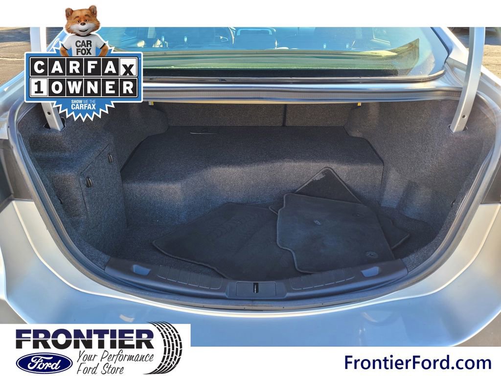 Used 2016 Ford Fusion SE image 6