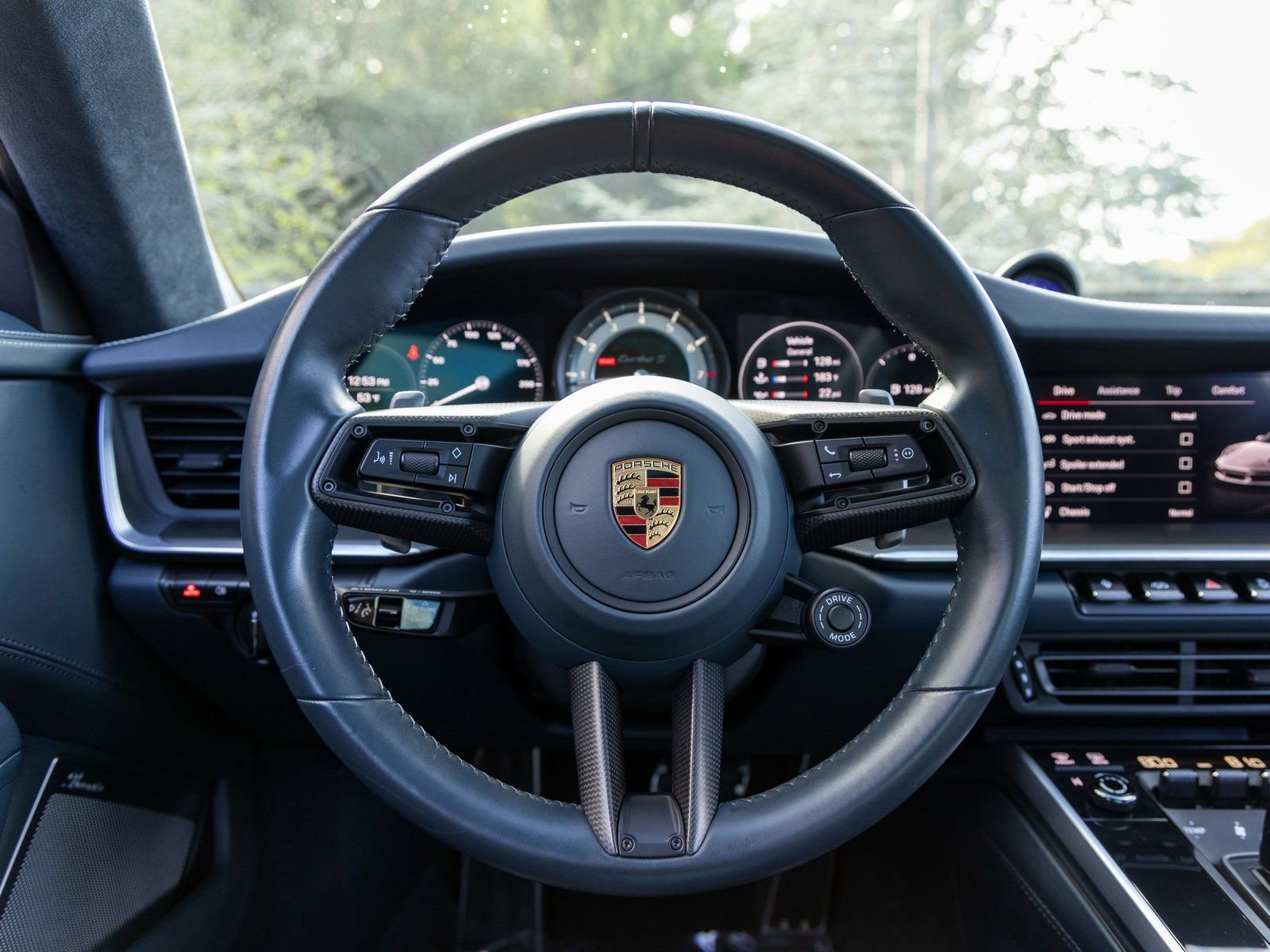 Certified 2022 Porsche 911 Turbo S image 31