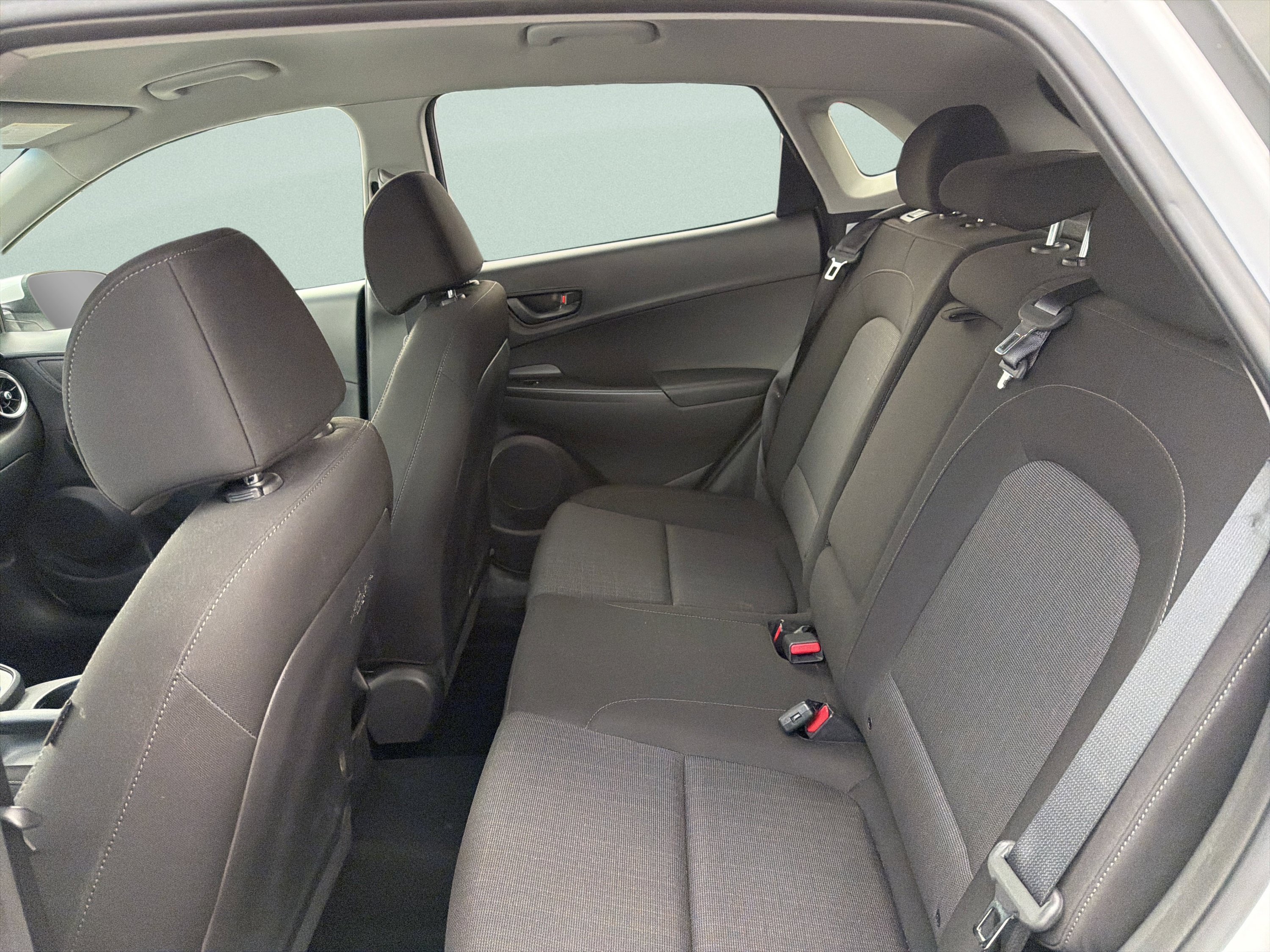 Used 2023 Hyundai Kona SEL AWD/4WD image 14
