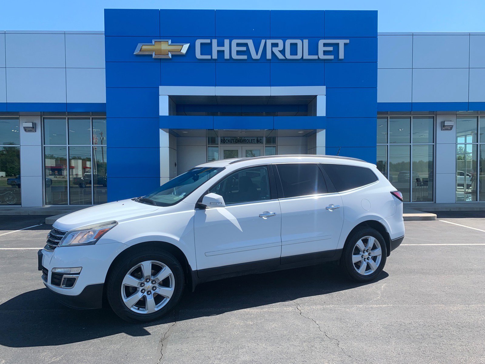 Used 2017 Chevrolet Traverse LT w/ Style and Technology Package