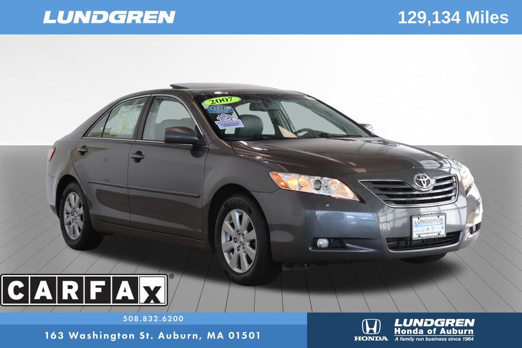 Used 2007 Toyota Camry XLE FWD image 1