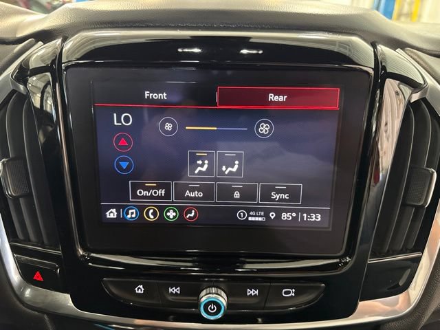 Used 2023 Chevrolet Traverse LT FWD image 29