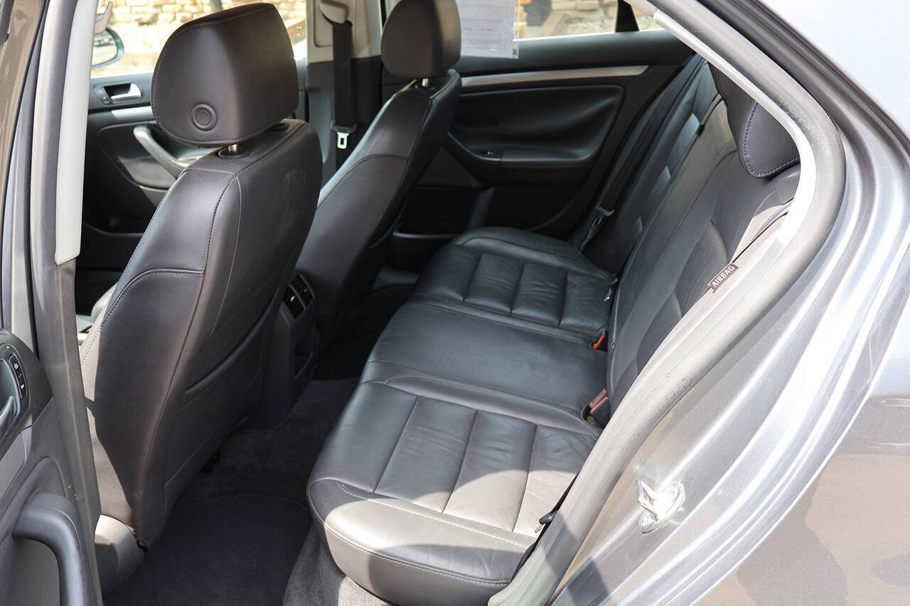 Used 2006 Volkswagen Jetta TDI FWD image 19