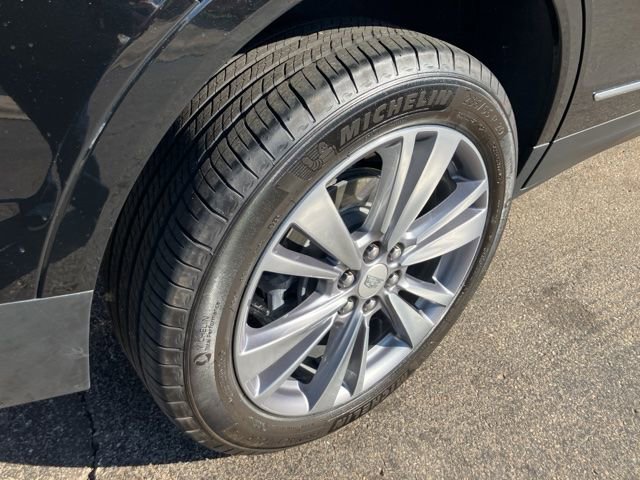 Used 2020 Cadillac XT5 Premium Luxury image 39