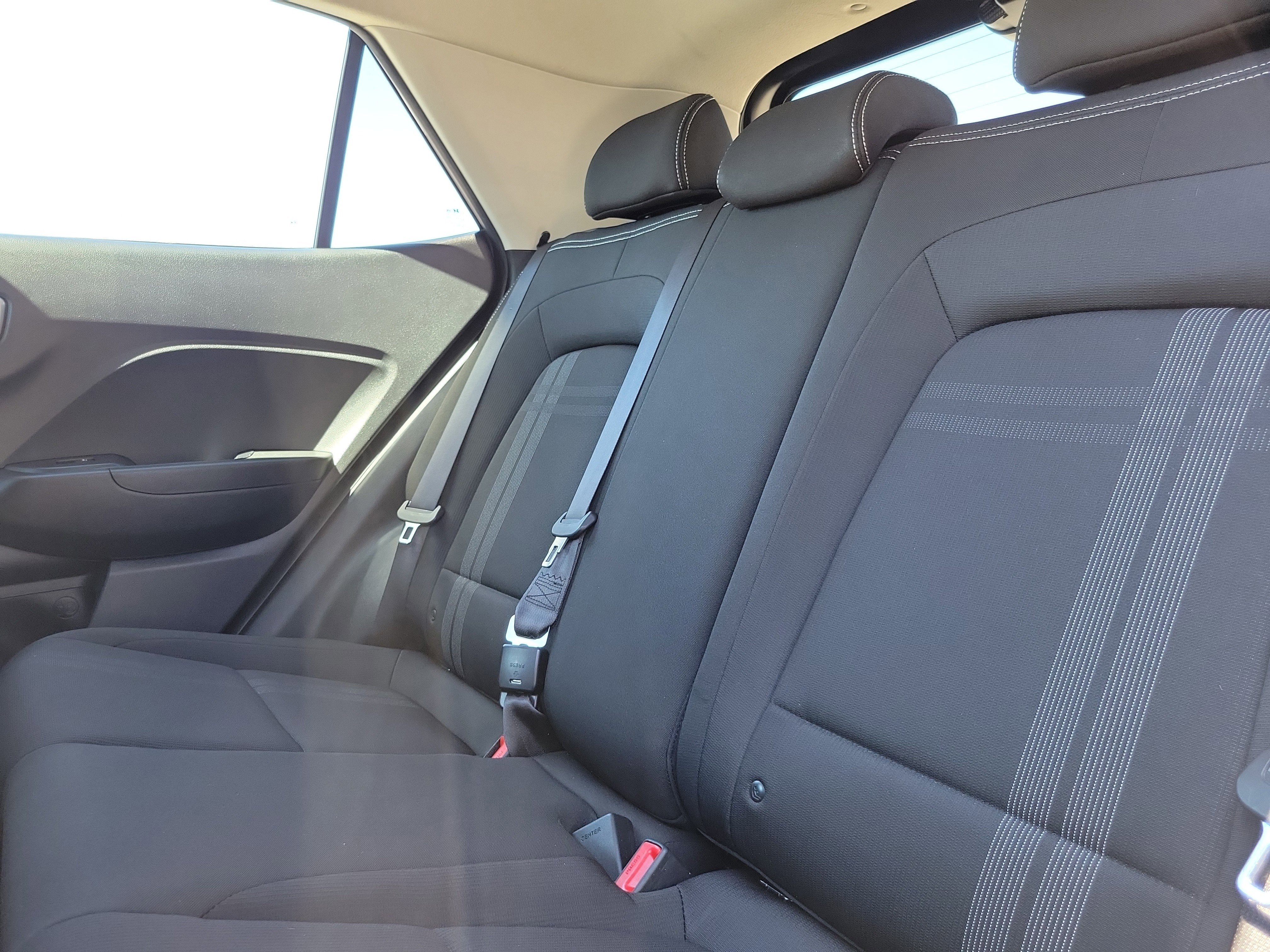 Used 2022 Hyundai Venue SEL FWD image 14