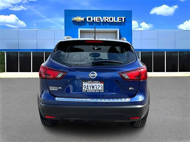 Used 2017 Nissan Rogue Sport SL image 4