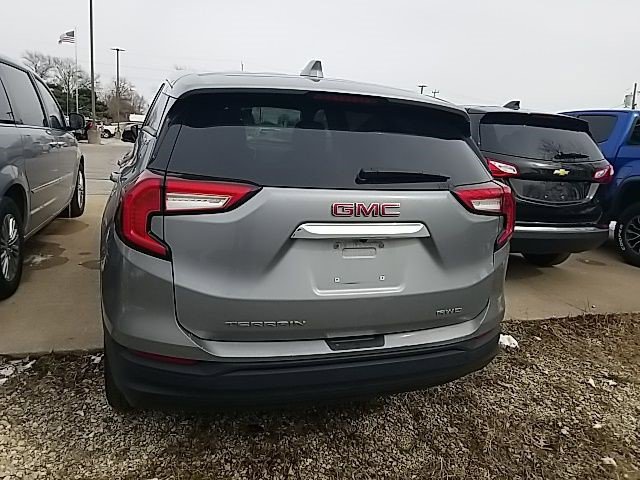 Certified 2024 GMC Terrain SLE image 19