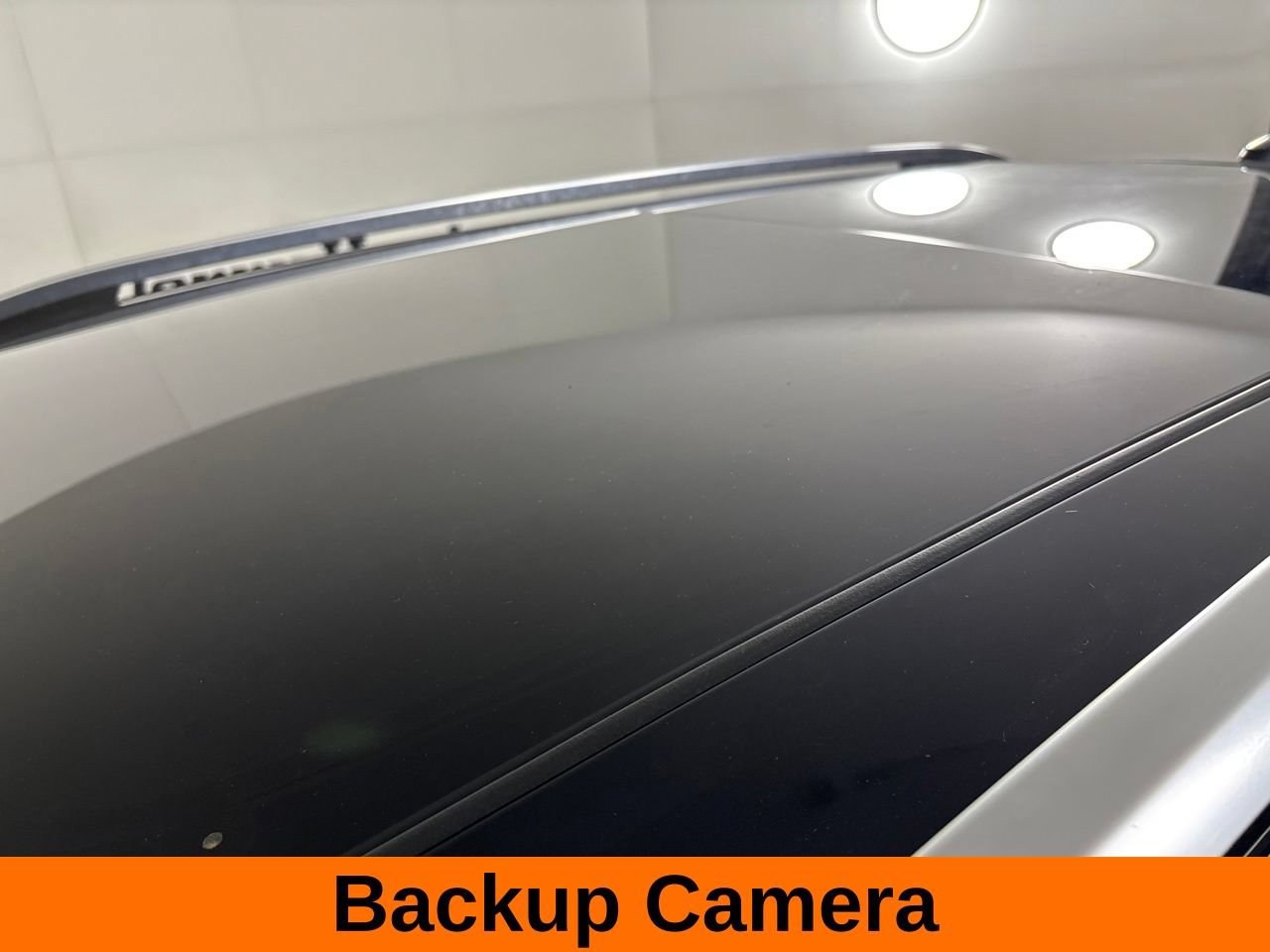Used 2023 Volkswagen Taos SE w/ Panoramic Sunroof Package AWD/4WD image 10
