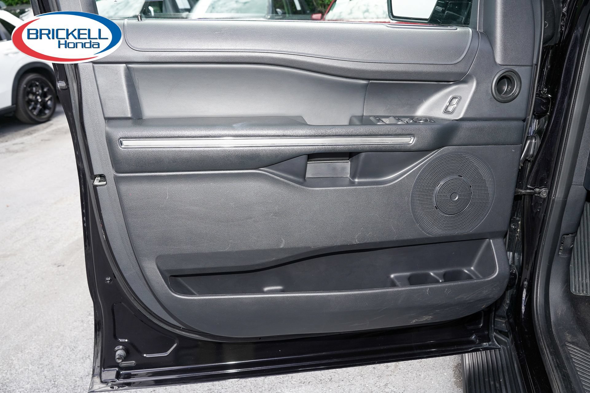 Used 2024 Ford Expedition Max XLT RWD image 12