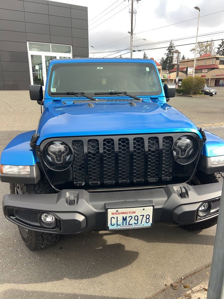 Used 2023 Jeep Gladiator Willys image 6