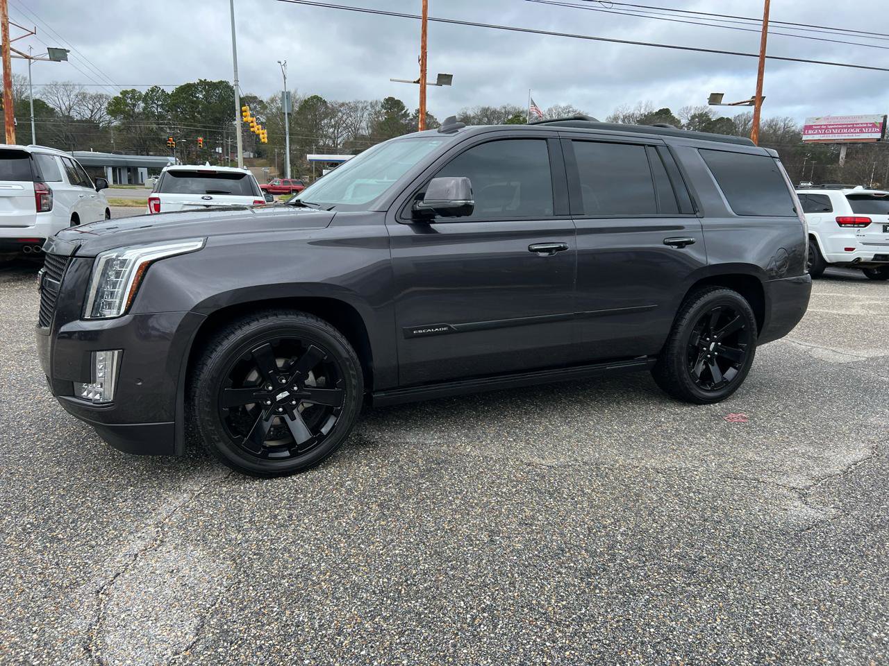 Used 2018 Cadillac Escalade Platinum image 13