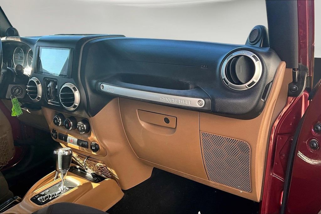 Used 2013 Jeep Wrangler Unlimited Sahara w/ Trailer Tow Group image 24