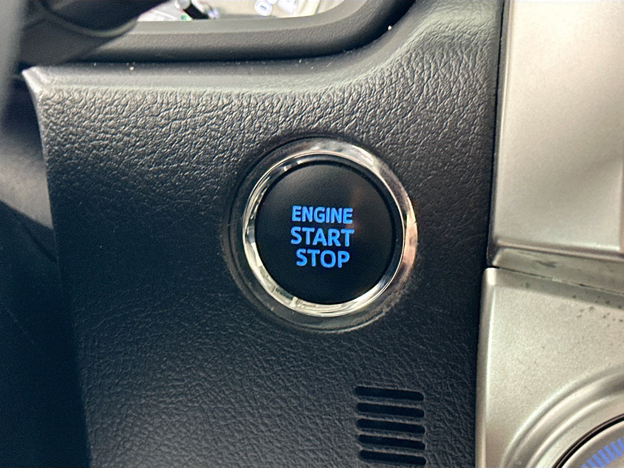 Used 2022 Toyota 4Runner Limited RWD image 17