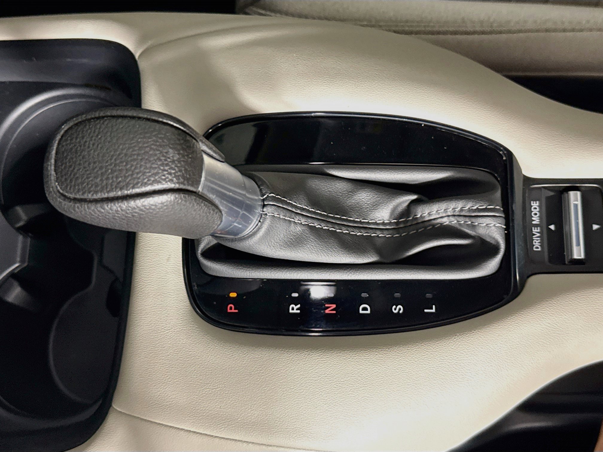 Certified 2026 Honda HR-V LX image 19