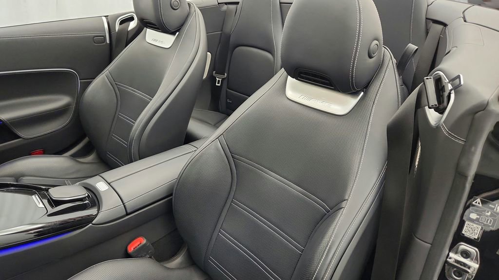 Used 2023 Mercedes-Benz SL 63 AMG 4MATIC image 31