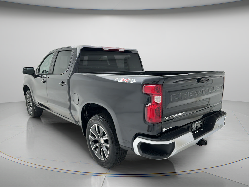 Used 2024 Chevrolet Silverado 1500 LT AWD/4WD image 6
