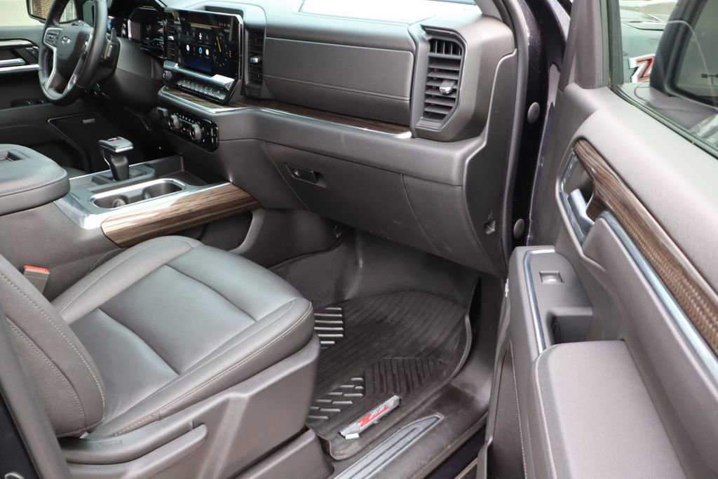 Used 2022 Chevrolet Silverado 1500 LT Trail Boss w/ LT Trail Boss Premium Package image 50