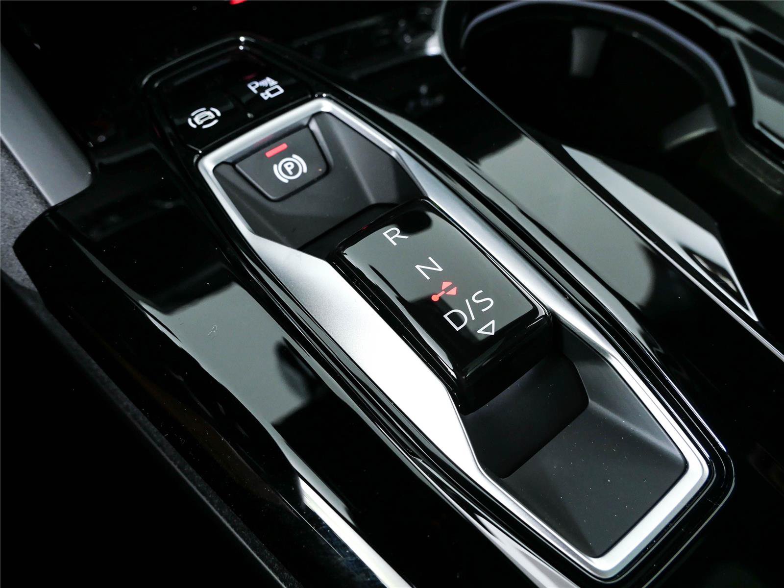 New 2026 Audi SQ5 Prestige AWD/4WD image 19
