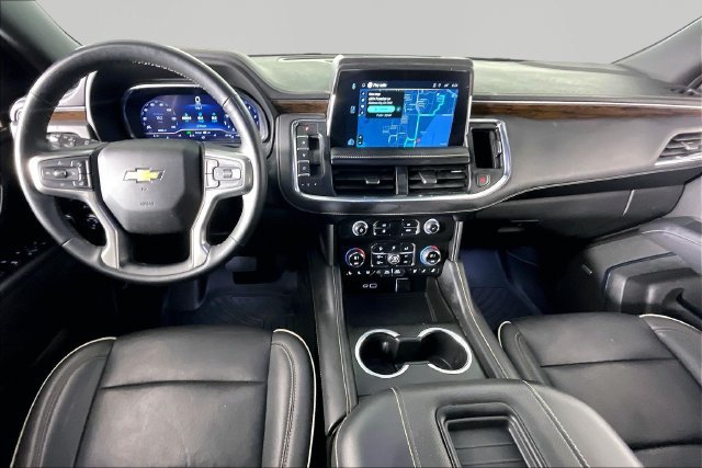 Used 2023 Chevrolet Suburban Premier RWD image 7