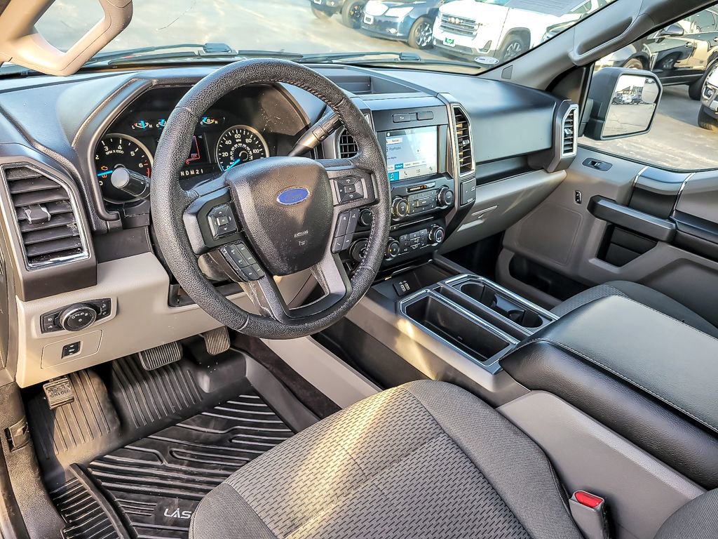Used 2016 Ford F150 XLT w/ Equipment Group 302A Luxury image 8