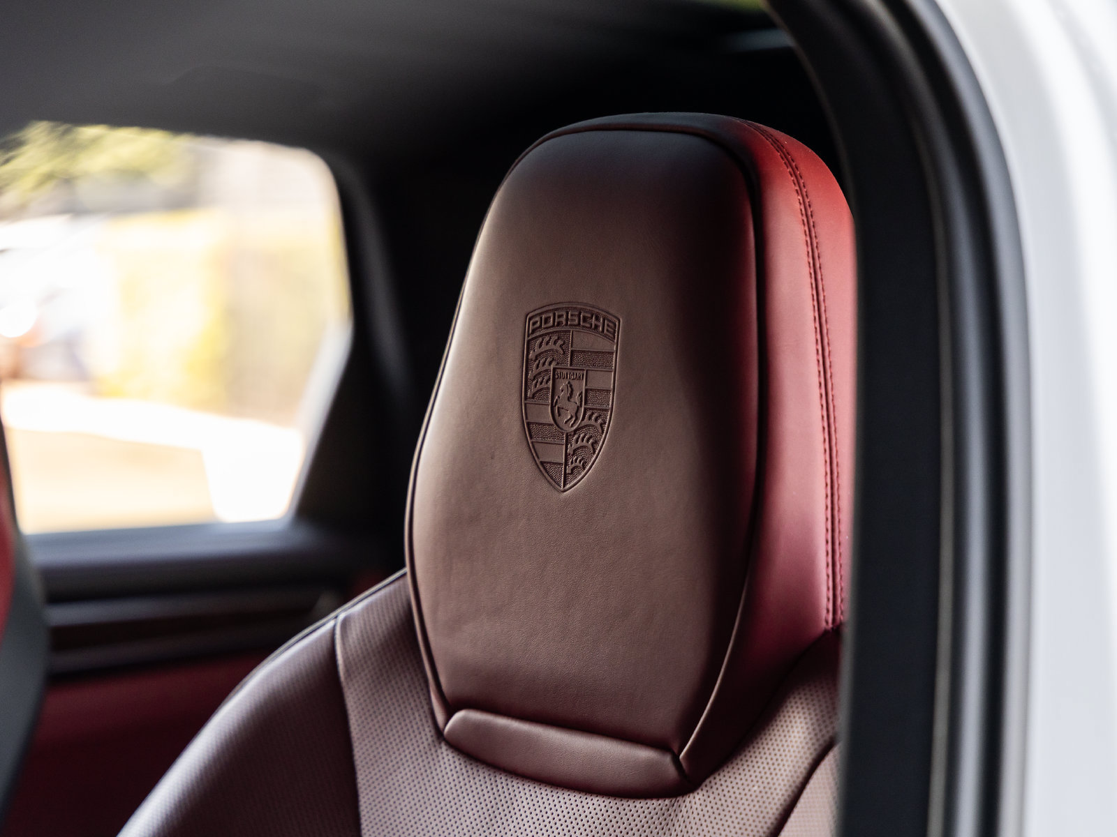 Certified 2023 Porsche Cayenne S Platinum AWD/4WD image 30